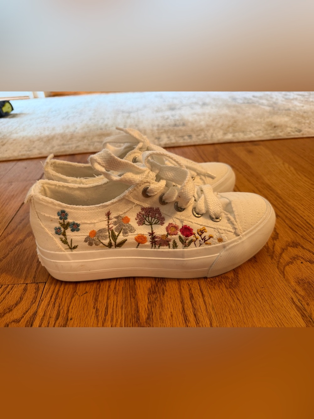 Blowfish White Canvas Sneakers with Multicolor Floral Embroidery